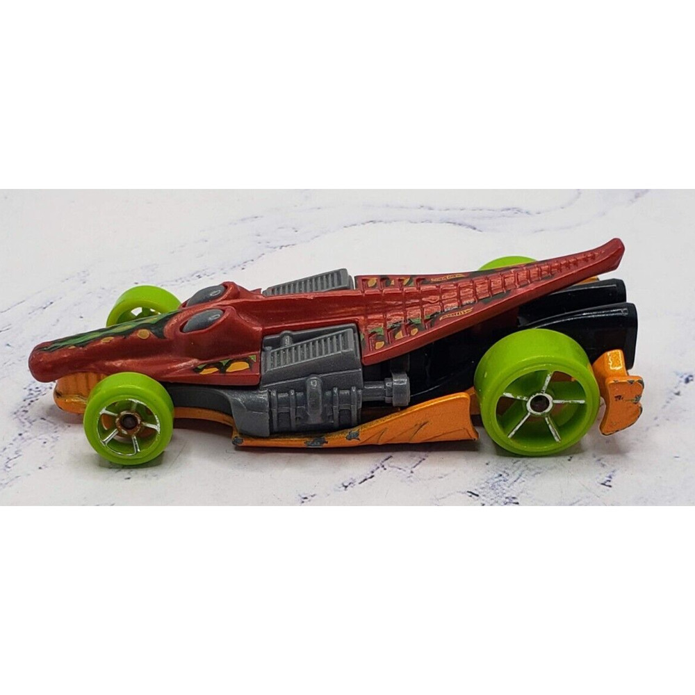 Hot Wheels 2015 Dino Riders Croc Rod Red & Orange With Green 5 Spoke Wheels